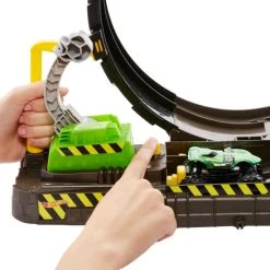 Schlussverkauf 👏 Hot Wheels Monster Trucks Looping-Challenge Spielset Inkl. 2 Spielzeugautos ✔️ -Hot Wheels Verkäufe unnamed file 763